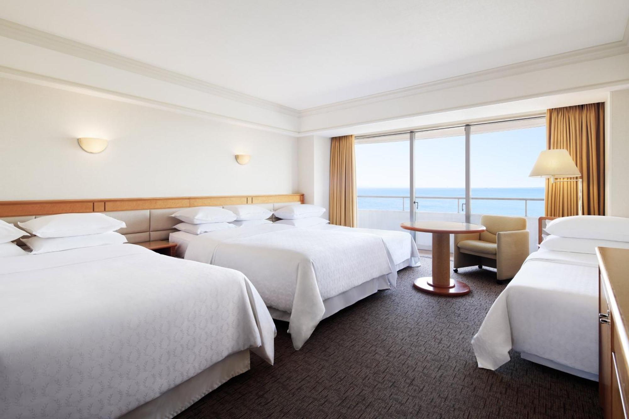 Sheraton Grande Tokyo Bay Hotel Urayasu Exterior photo